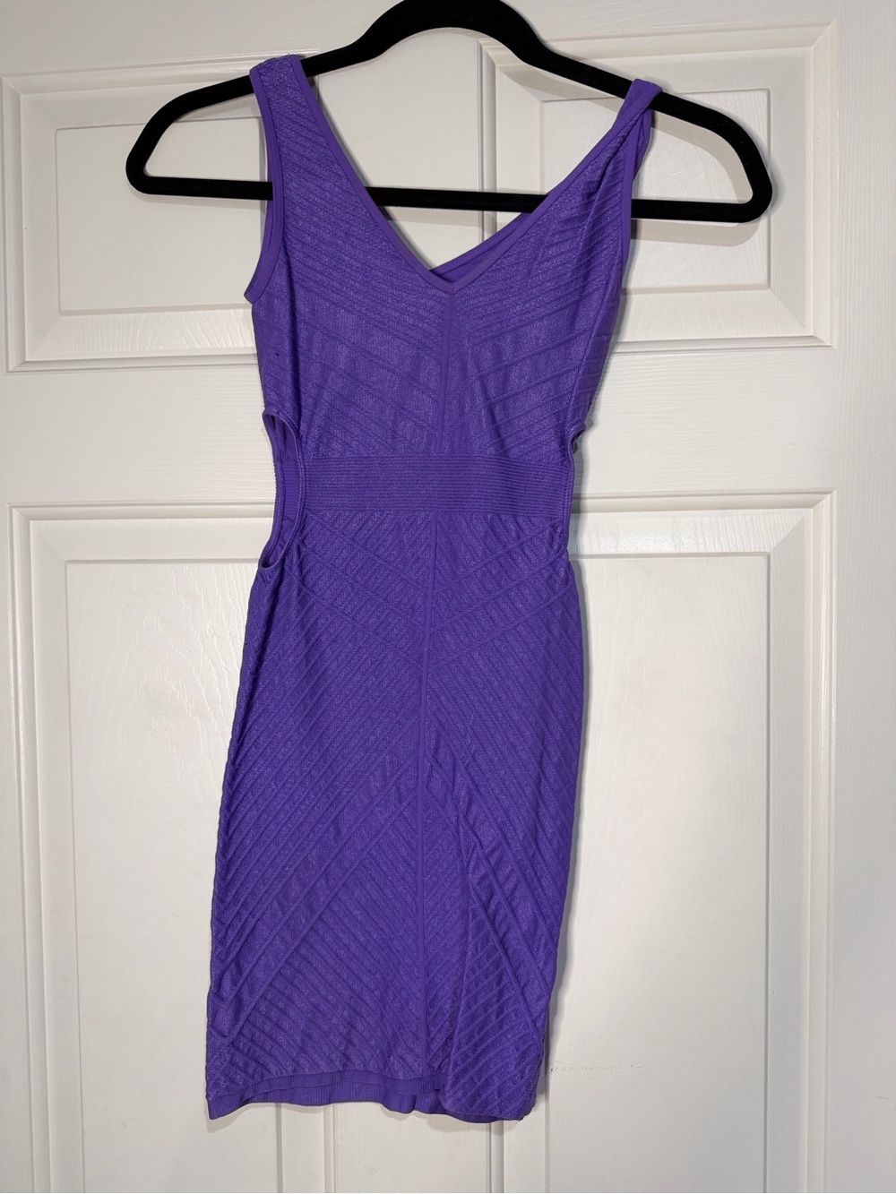 Arden B Purple Textured V-Neck Bodycon Mini Dress